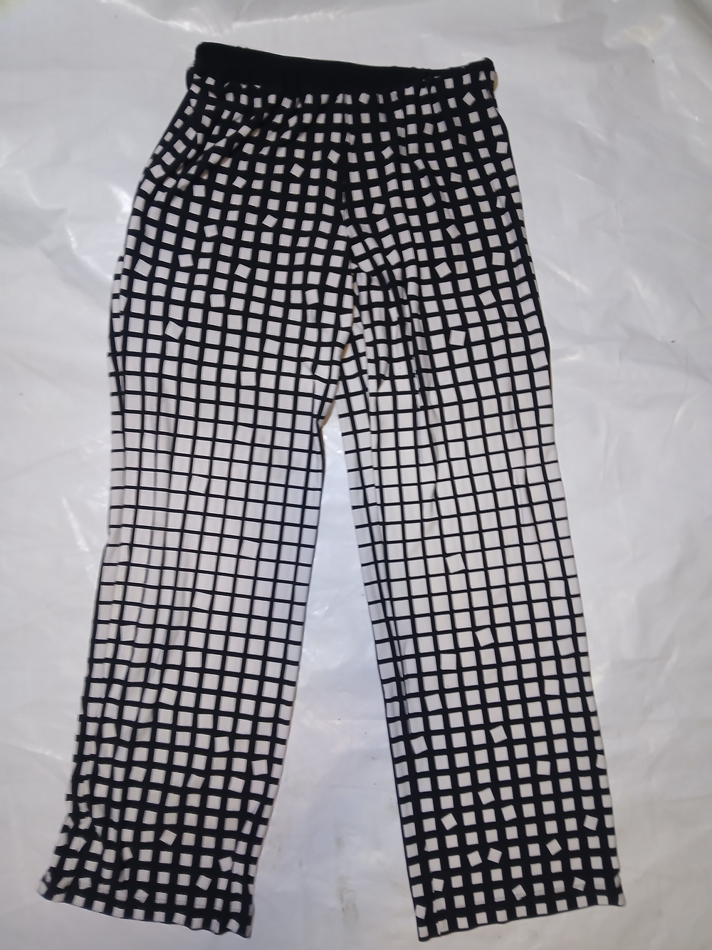 Black & White Checkered Wide‑Leg Pants | Elastic Waist | Size S